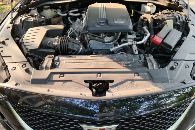 Used Cadillac CT5 2022 28T Luxury Edition Engine Bay