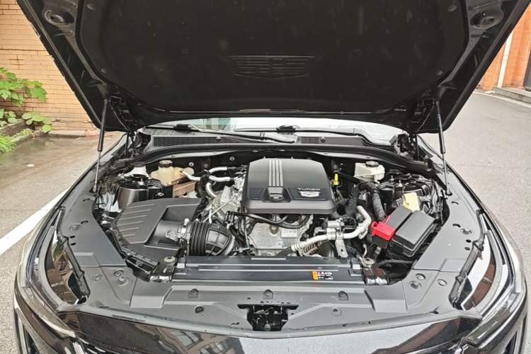 Used Cadillac CT5 2022 28T Luxury Version (Standard Edition) Engine Bay