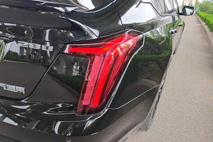 Used Cadillac CT5 2022 28T Luxury Version (Standard Edition) Exterior 3