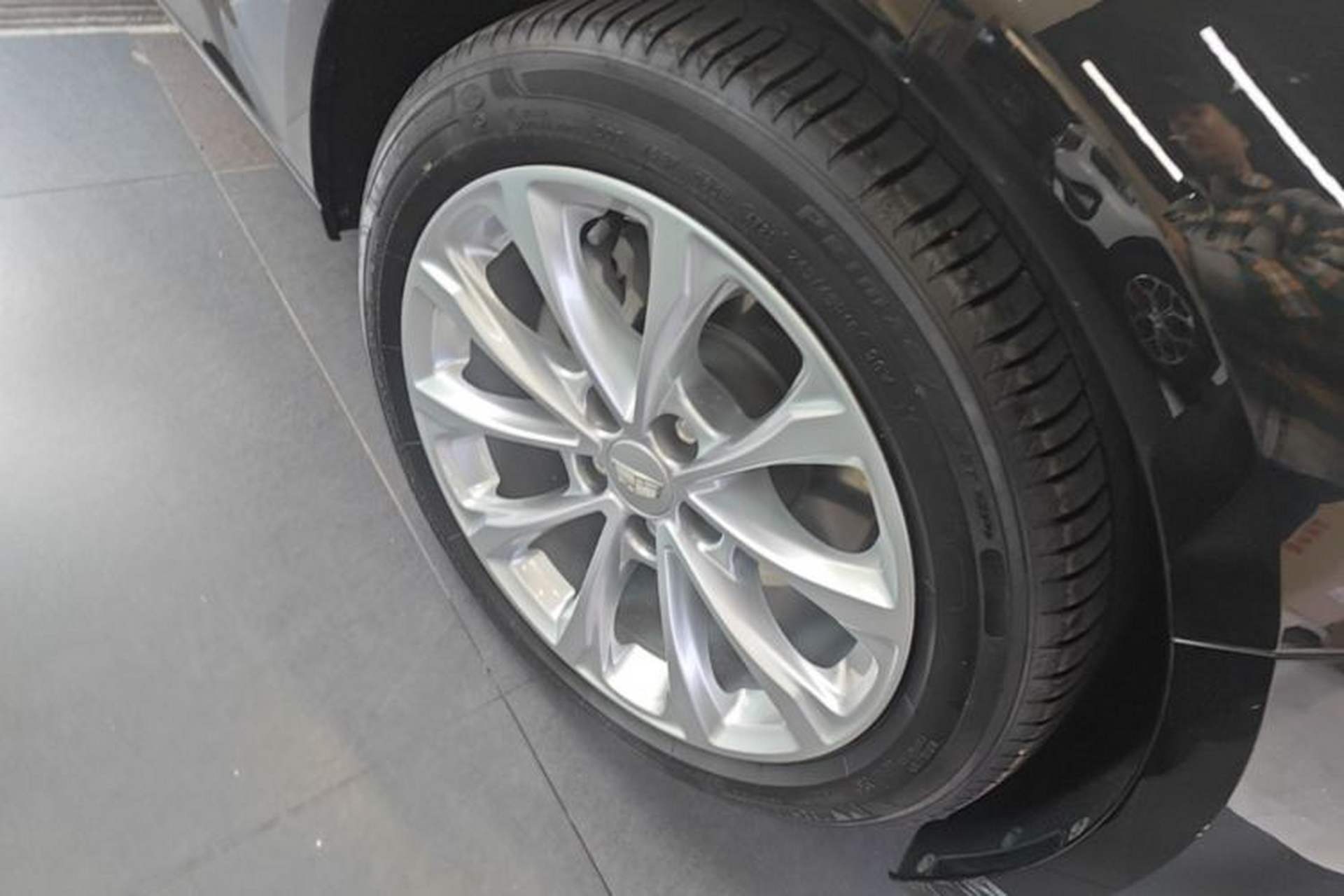 Used Cadillac CT5 2022 28T Luxury Edition Exterior 5