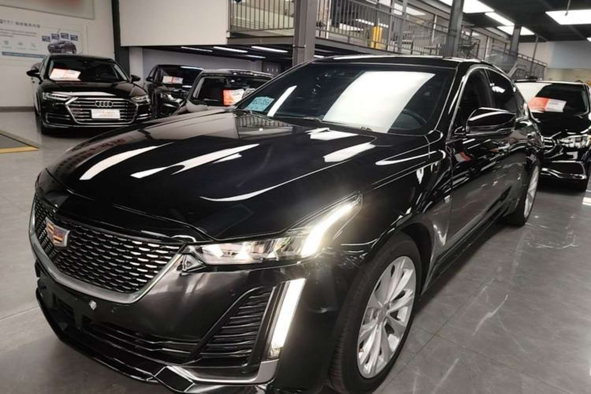 Used Cadillac CT5 2022 28T Luxury Version (Standard Edition) Front Left 45 Deg