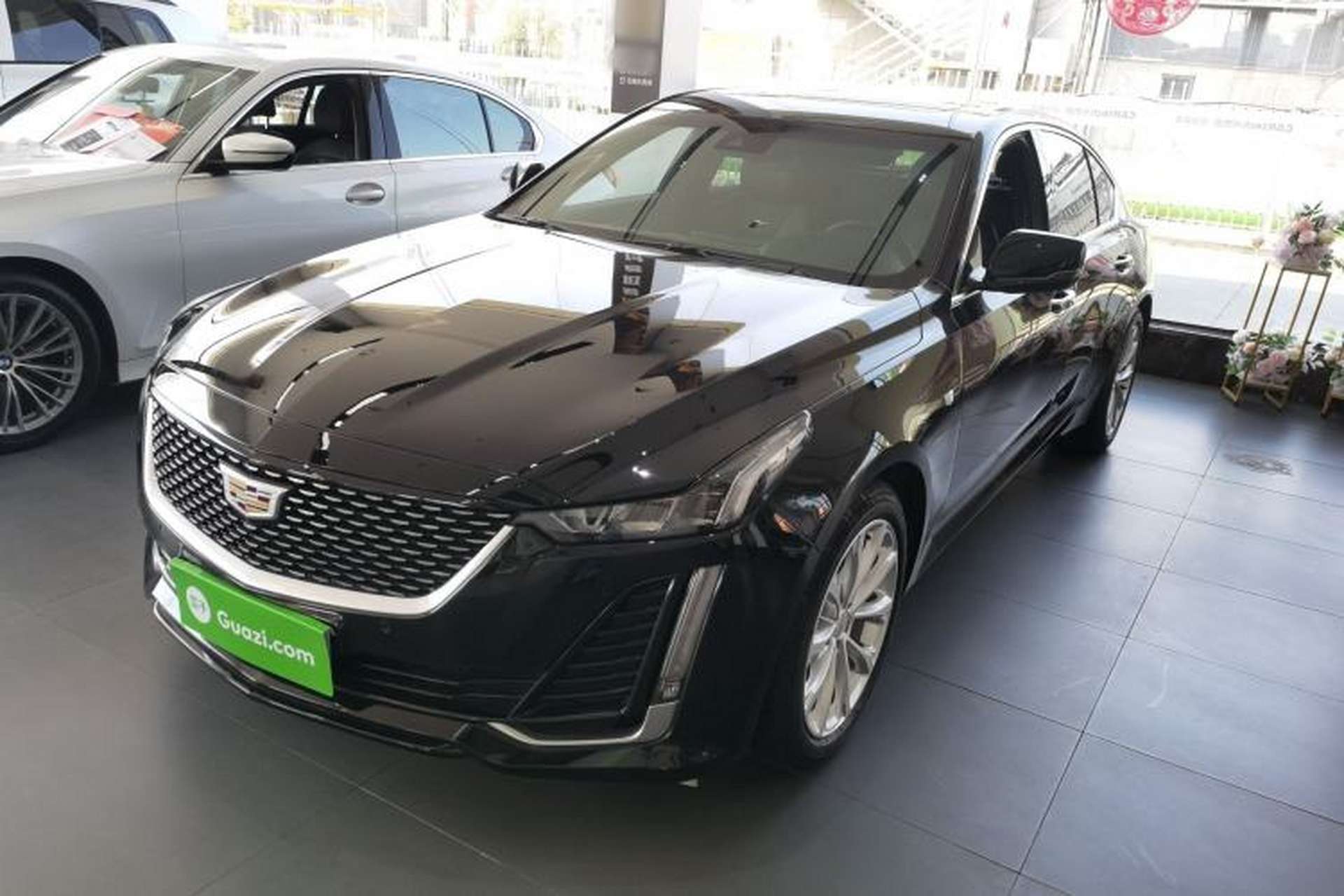 Used Cadillac CT5 2022 28T Luxury Version (Standard Edition) Front Left 45 Deg