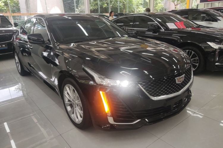 Used Cadillac CT5 2022 28T Luxury Version (Standard Edition) Front Right 45 Deg