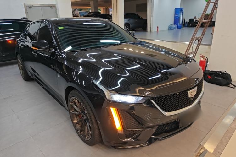 Used Cadillac CT5 2022 28T Platinum Edition Front Right 45 Deg