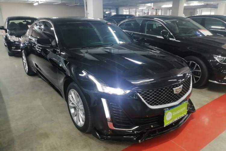 Used Cadillac CT5 2022 28T Luxury Version (Standard Edition) Front Right 45 Deg