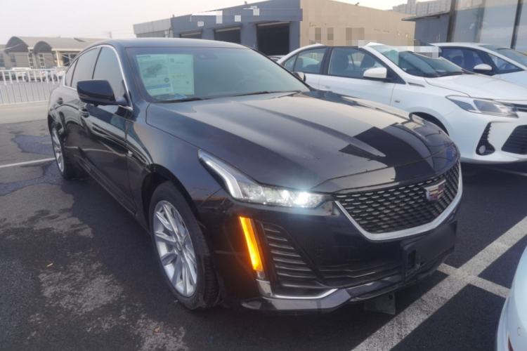 Used Cadillac CT5 2022 28T Fashion Edition Front Right 45 Deg