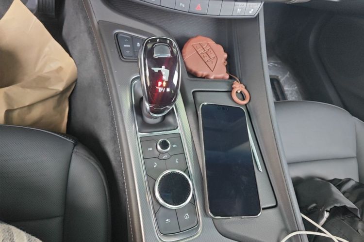 Used Cadillac CT5 2022 28T Luxury Edition Gear Lever