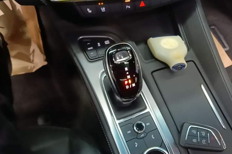 Used Cadillac CT5 2022 28T Luxury Version (Standard Edition) Gear Lever