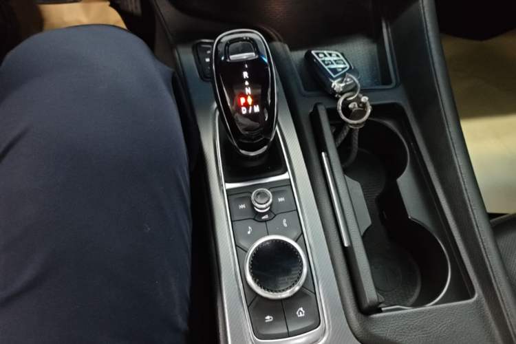 Used Cadillac CT5 2022 28T Luxury Version (Standard Edition) Gear Lever