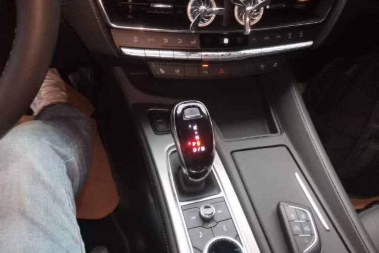 Used Cadillac CT5 2022 28T Luxury Version (Standard Edition) Gear Lever