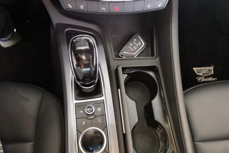 Used Cadillac CT5 2022 28T Luxury Version (Standard Edition) Gear Lever