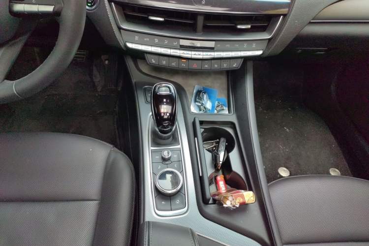Used Cadillac CT5 2022 28T Luxury Version (Standard Edition) Gear Lever