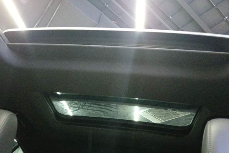 Used Cadillac CT5 2022 28T Luxury Version (Standard Edition) Headliner