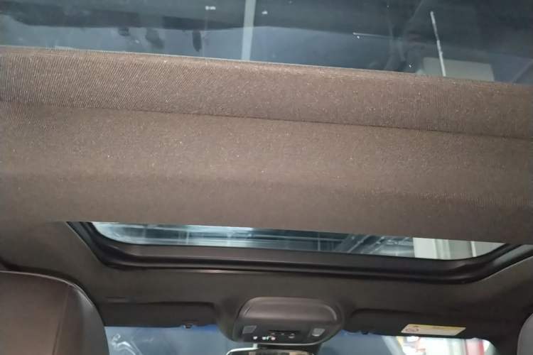 Used Cadillac CT5 2022 28T Luxury Edition Headliner