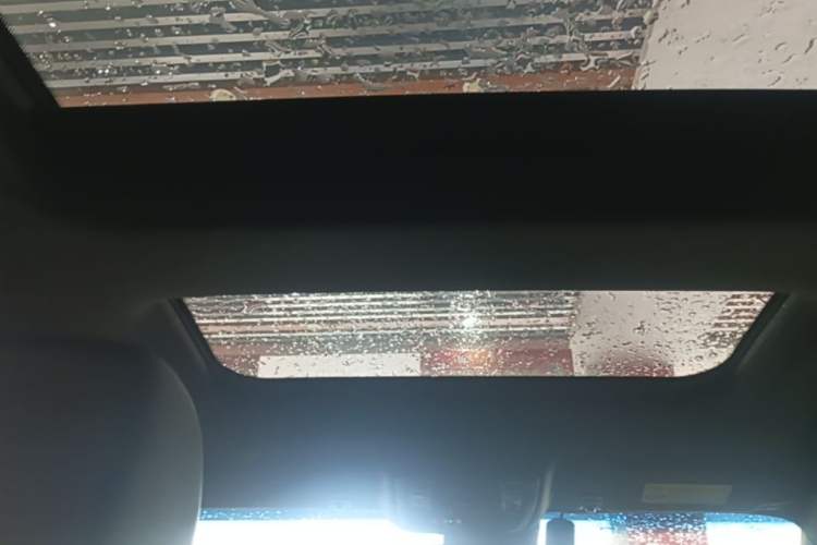 Used Cadillac CT5 2022 28T Luxury Edition Headliner