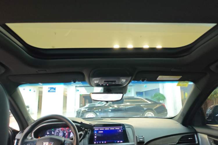 Used Cadillac CT5 2022 28T Platinum Edition Headliner