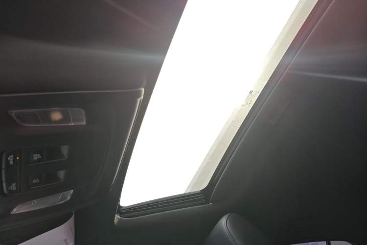 Used Cadillac CT5 2022 28T Fashion Edition Headliner