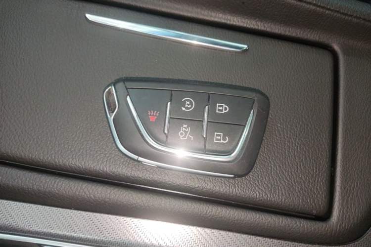 Used Cadillac CT5 2022 28T Luxury Version (Standard Edition) Interior 1