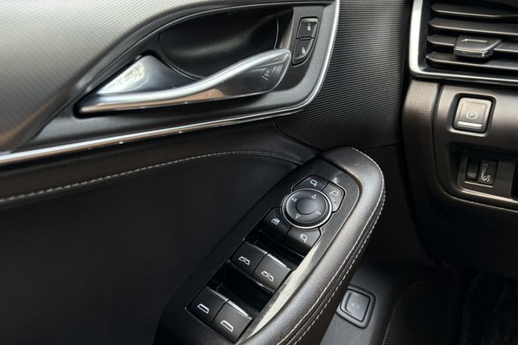 Used Cadillac CT5 2022 28T Luxury Version (Standard Edition) Interior 15