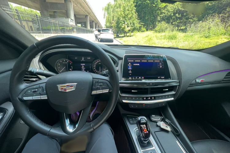 Used Cadillac CT5 2022 28T Luxury Version (Standard Edition) Interior 2