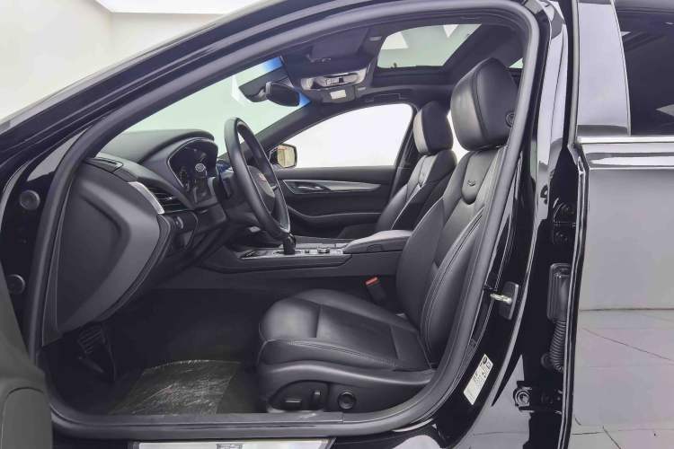 Used Cadillac CT5 2022 28T Luxury Version (Standard Edition) Interior 2