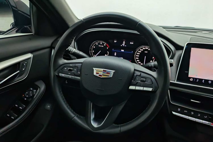 Used Cadillac CT5 2022 28T Fashion Edition Interior 2