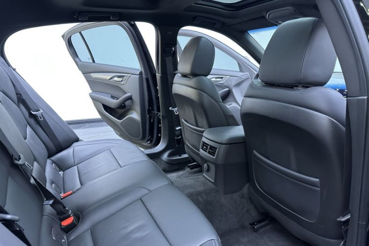 Used Cadillac CT5 2022 28T Luxury Version (Standard Edition) Interior 3