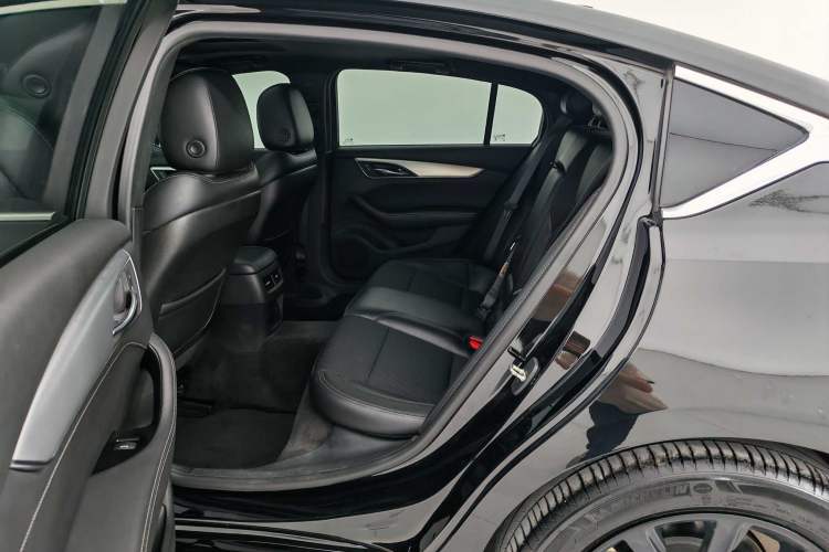 Used Cadillac CT5 2022 28T Fashion Edition Interior 3