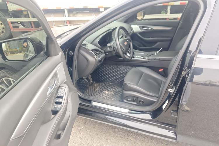 Used Cadillac CT5 2022 28T Prestige Edition Interior 3