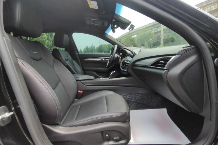 Used Cadillac CT5 2022 28T Luxury Version (Standard Edition) Interior 3