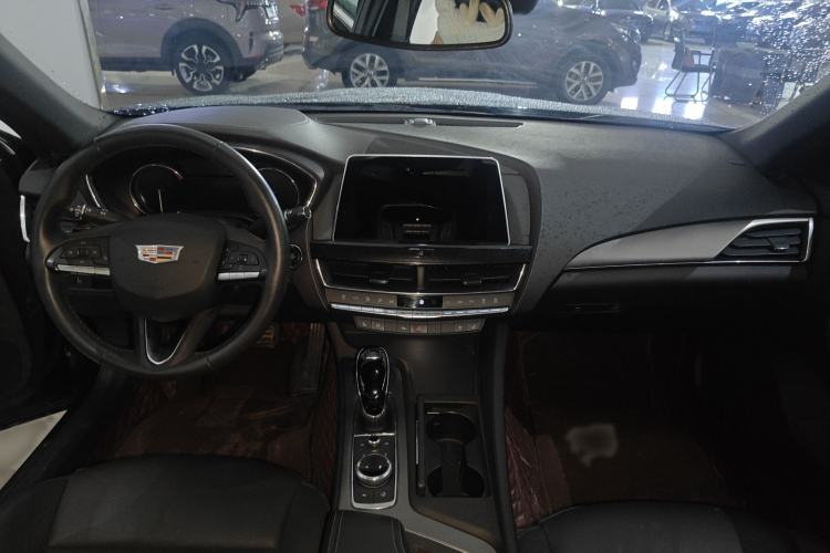 Used Cadillac CT5 2022 28T Luxury Version (Standard Edition) Interior 4