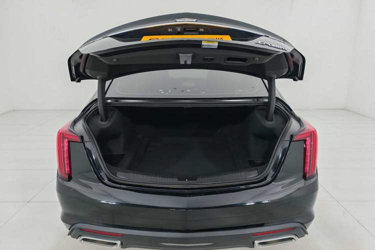 Used Cadillac CT5 2022 28T Fashion Edition Interior 4
