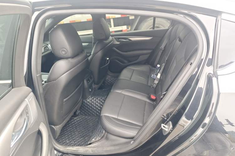 Used Cadillac CT5 2022 28T Prestige Edition Interior 4