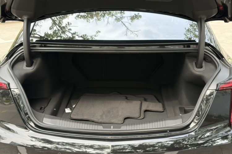 Used Cadillac CT5 2022 28T Luxury Version (Standard Edition) Interior 8