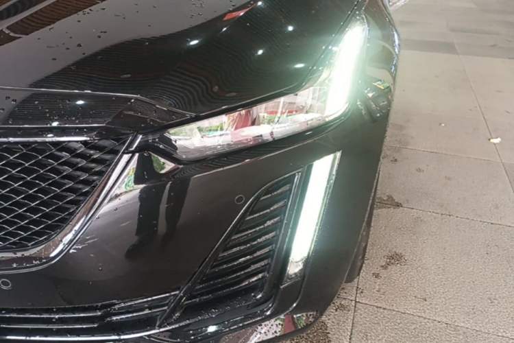 Used Cadillac CT5 2022 28T Luxury Edition Left Front Headlight