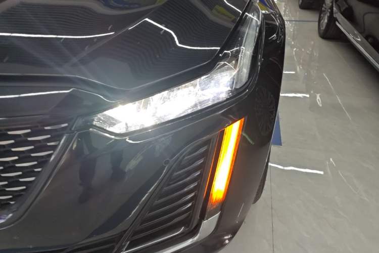 Used Cadillac CT5 2022 28T Luxury Version (Standard Edition) Left Front Headlight
