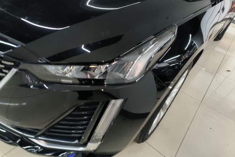 Used Cadillac CT5 2022 28T Luxury Edition Left Front Headlight