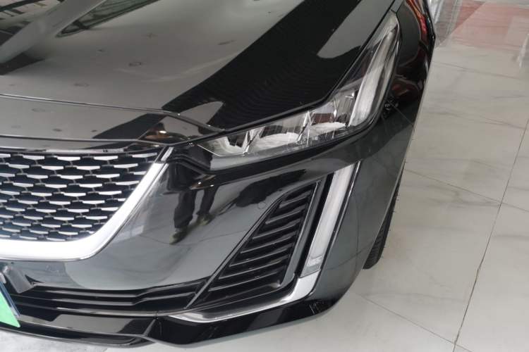 Used Cadillac CT5 2022 28T Luxury Edition Left Front Headlight