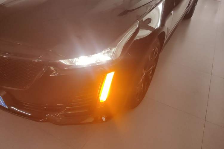 Used Cadillac CT5 2022 28T Luxury Version (Standard Edition) Left Front Headlight