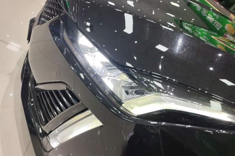Used Cadillac CT5 2022 28T Luxury Edition Left Front Headlight