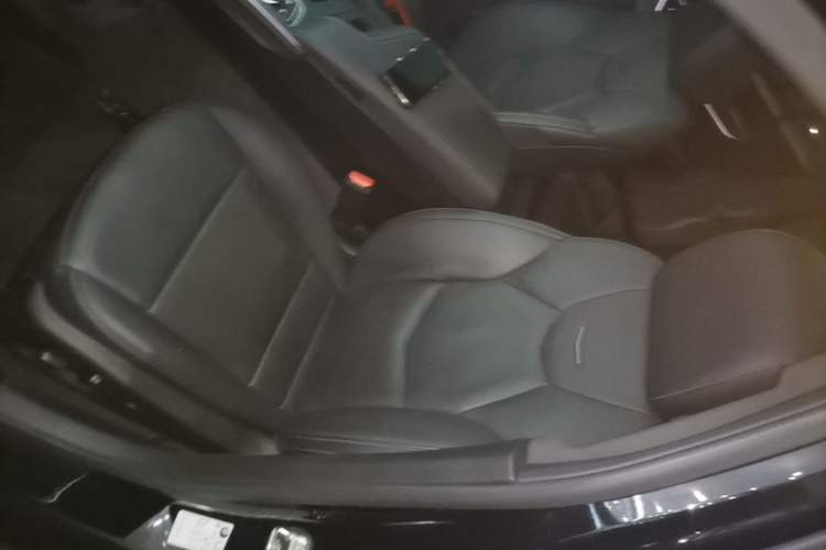 Used Cadillac CT5 2022 28T Luxury Version (Standard Edition) Left Front Seat