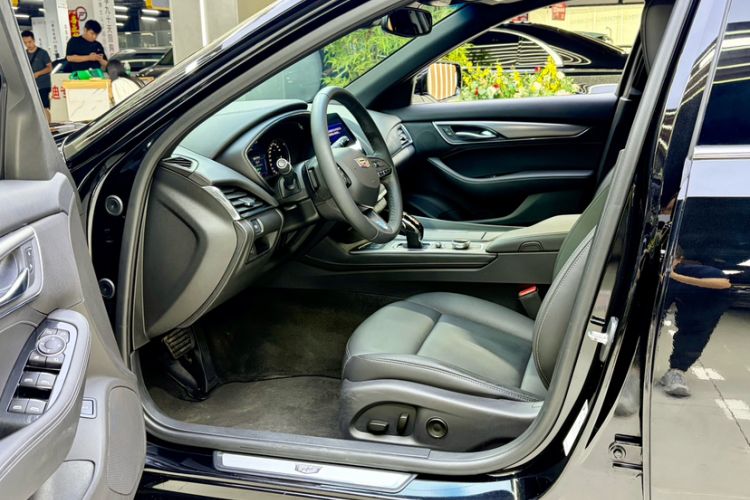 Used Cadillac CT5 2022 28T Luxury Version (Standard Edition) Left Front Seat