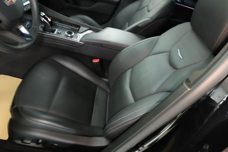 Used Cadillac CT5 2022 28T Luxury Edition Left Front Seat