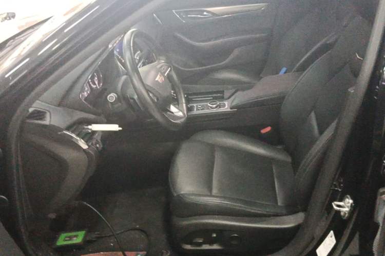 Used Cadillac CT5 2022 28T Luxury Version (Standard Edition) Left Front Seat