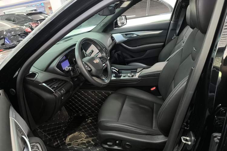 Used Cadillac CT5 2022 28T Luxury Edition Left Front Seat