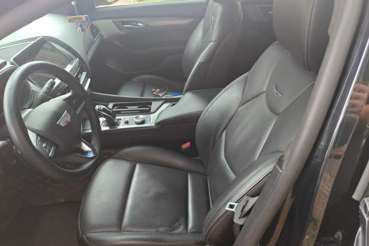Used Cadillac CT5 2022 28T Luxury Edition Left Front Seat