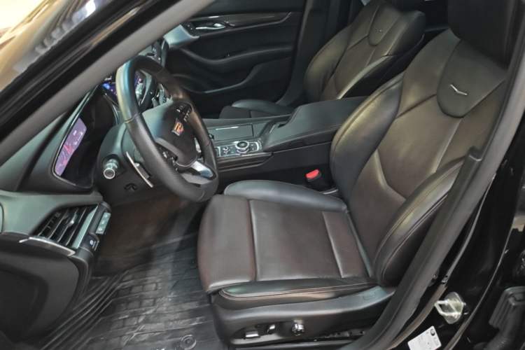Used Cadillac CT5 2022 28T Platinum Edition Left Front Seat