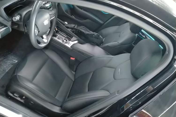 Used Cadillac CT5 2022 28T Prestige Edition Left Front Seat