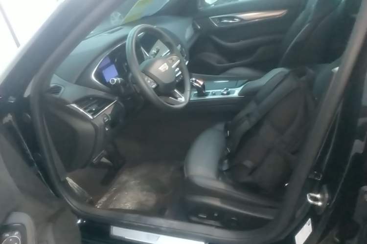 Used Cadillac CT5 2022 28T Luxury Version (Standard Edition) Left Front Seat