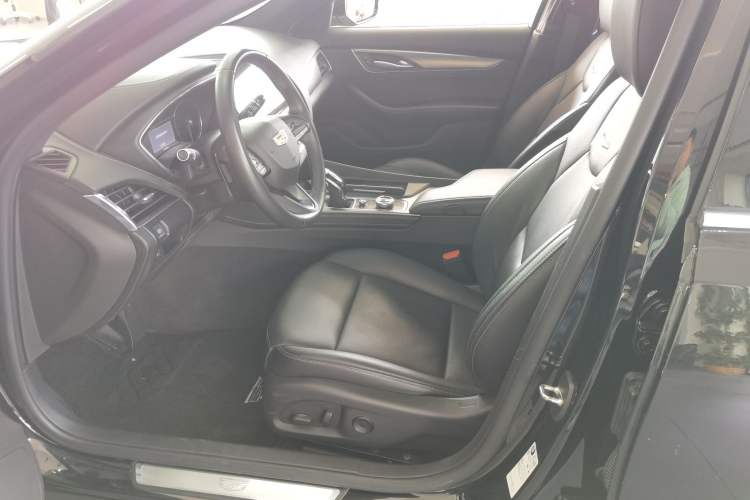 Used Cadillac CT5 2022 28T Luxury Version (Standard Edition) Left Front Seat